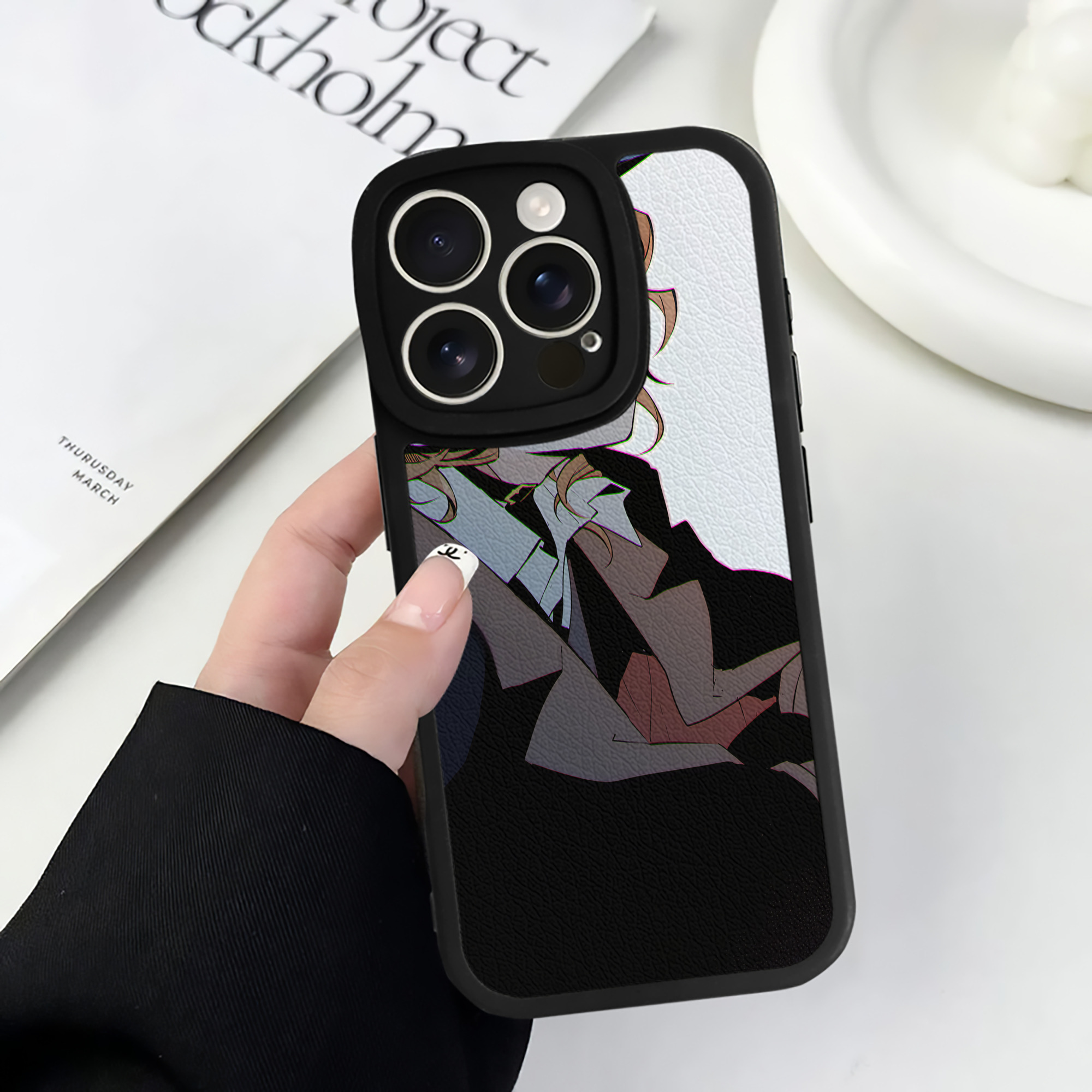 （画像用） 文豪ストレイドッグス Bungo Stray Dogs 【iPhone 16シリーズ対応】シリコンスマホケース（レザー調） 材質：シリコン